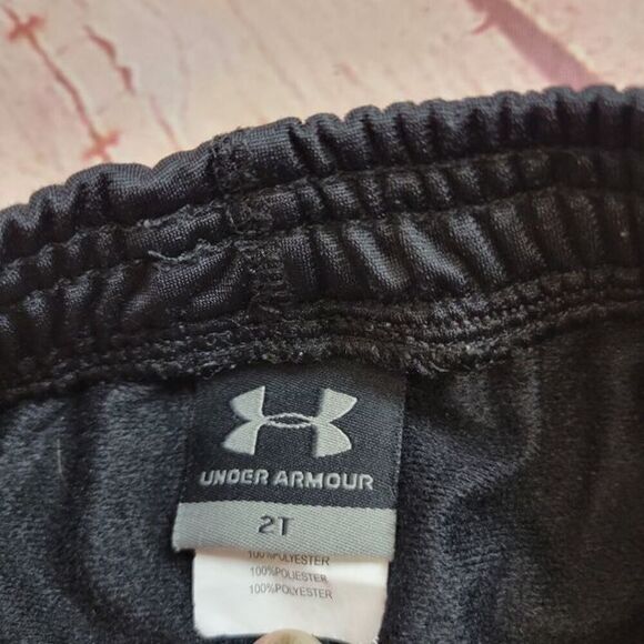 Under Armour jogger pants 2T - Picture 4 of 5